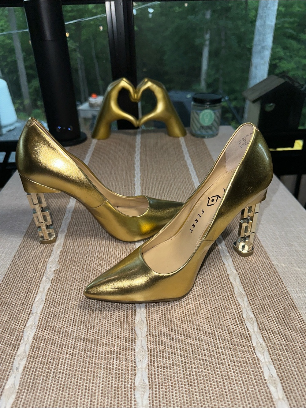 Katy Perry Collections Metallic Gold Pointed Toe Pumps - Picture 3 of 4
